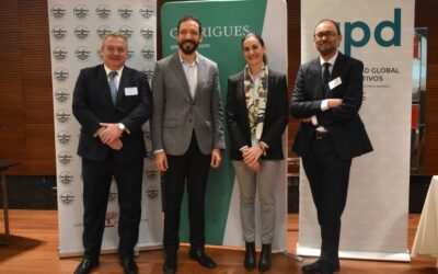 Más de 150 empresas se reúnen en Murcia para analizar las novedades fiscales y laborales